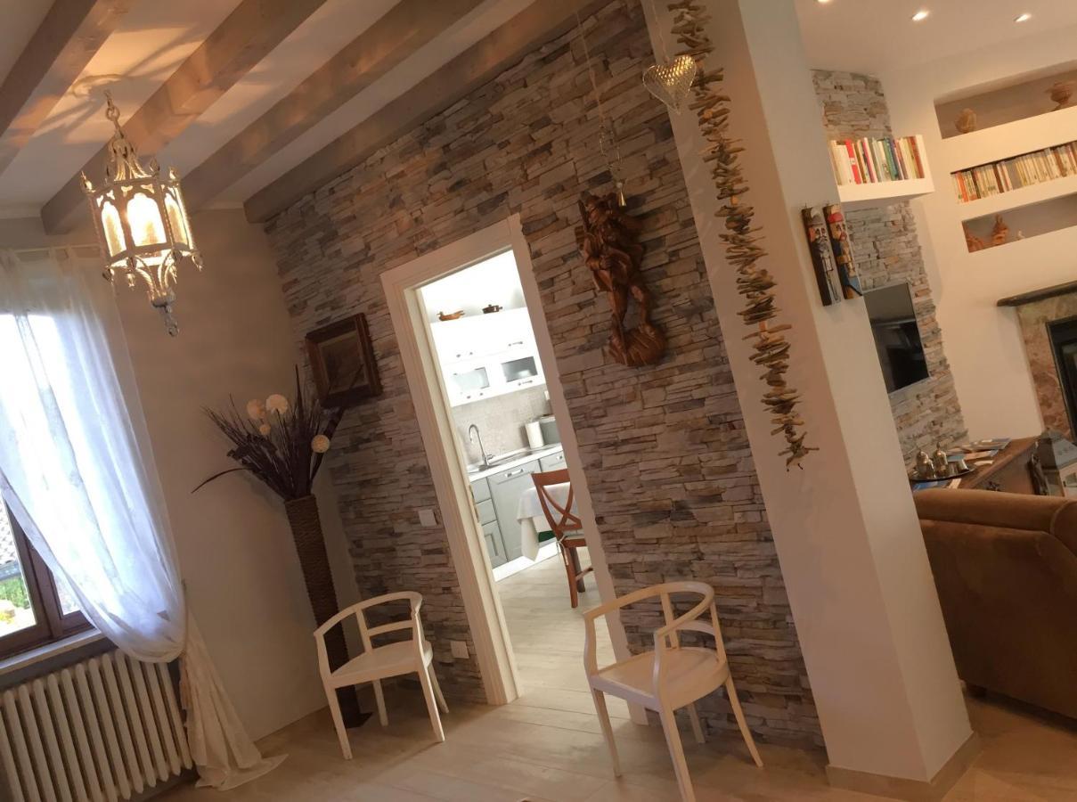 Le Bricolle Villa Viggiu Bagian luar foto