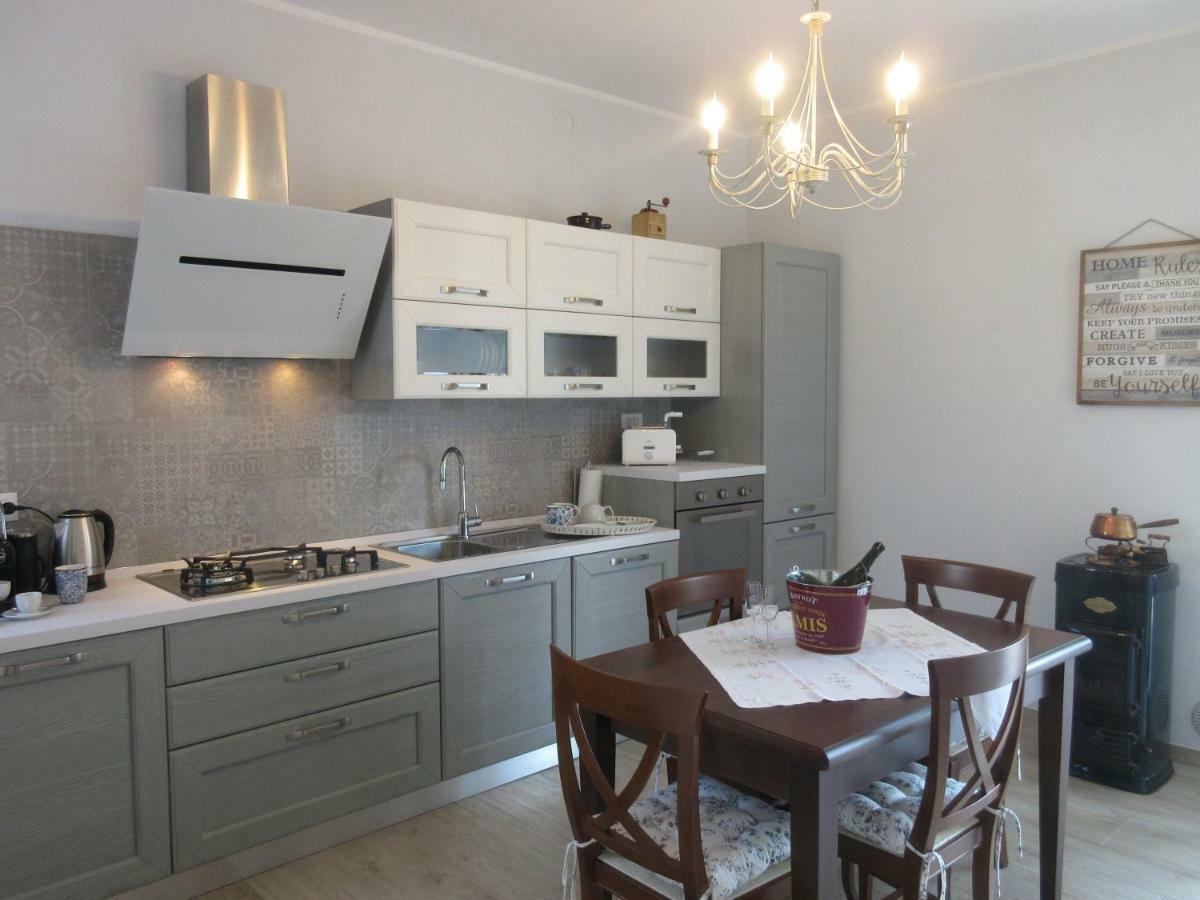 Le Bricolle Villa Viggiu Bagian luar foto
