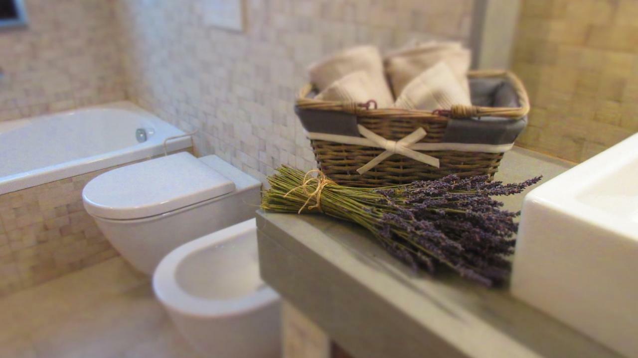Le Bricolle Villa Viggiu Bagian luar foto