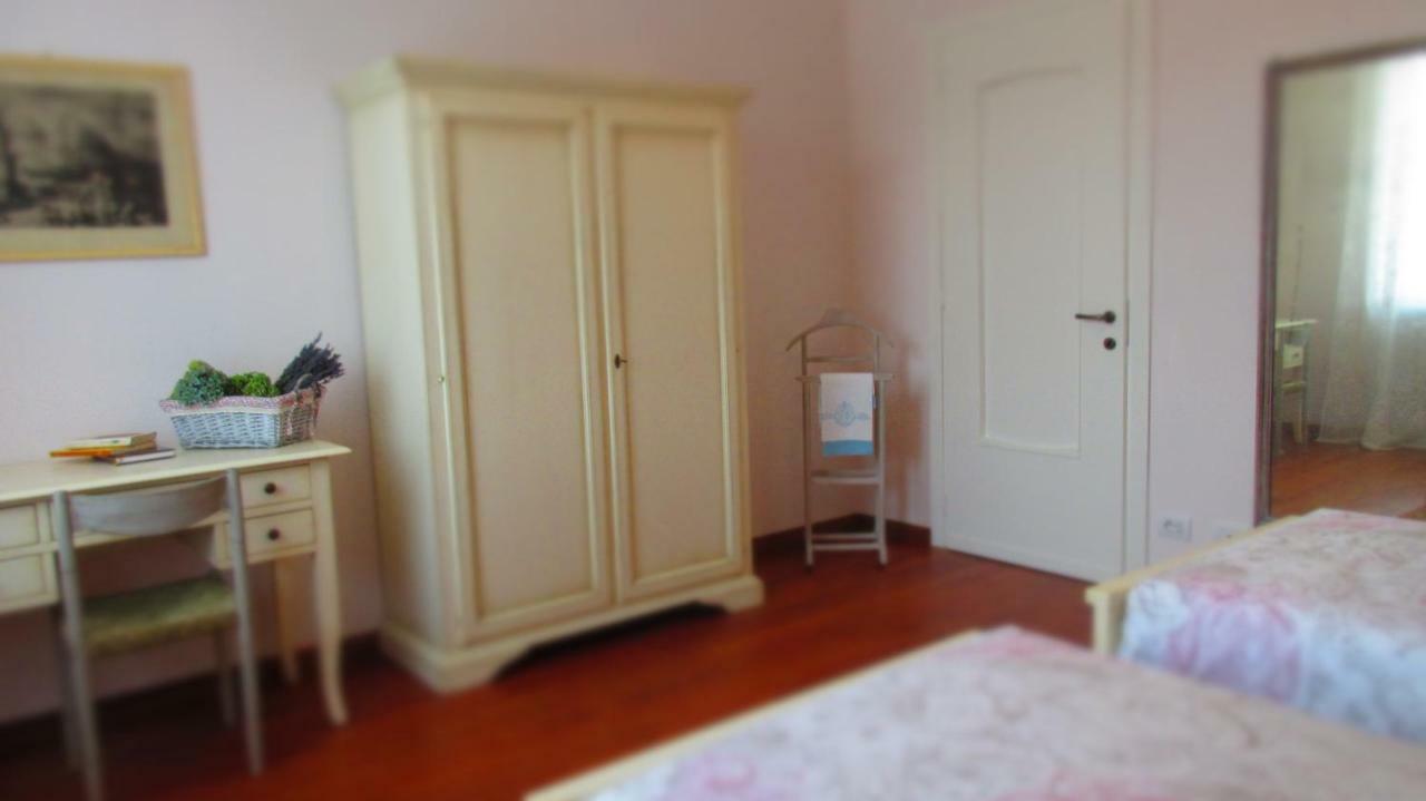 Le Bricolle Villa Viggiu Bagian luar foto