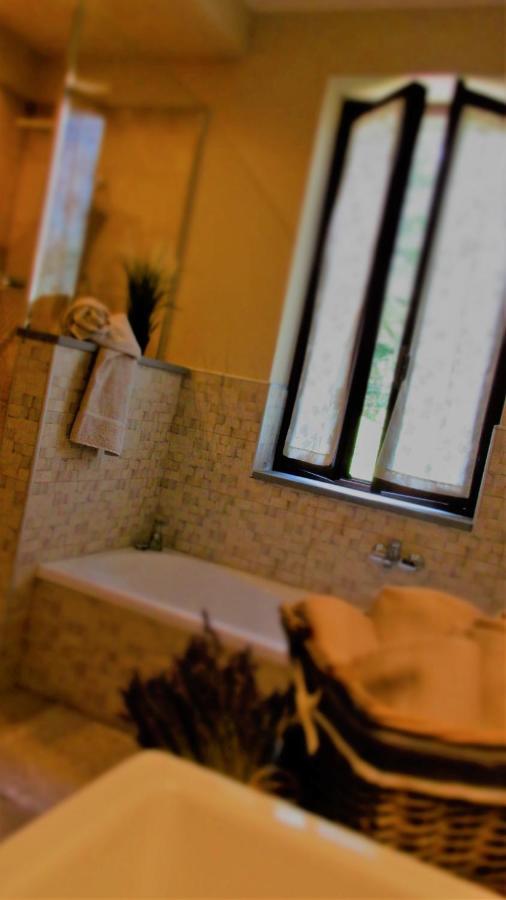 Le Bricolle Villa Viggiu Bagian luar foto